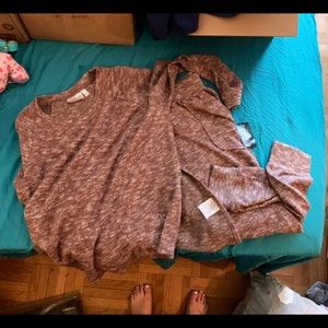 Sweatshirt and pants set